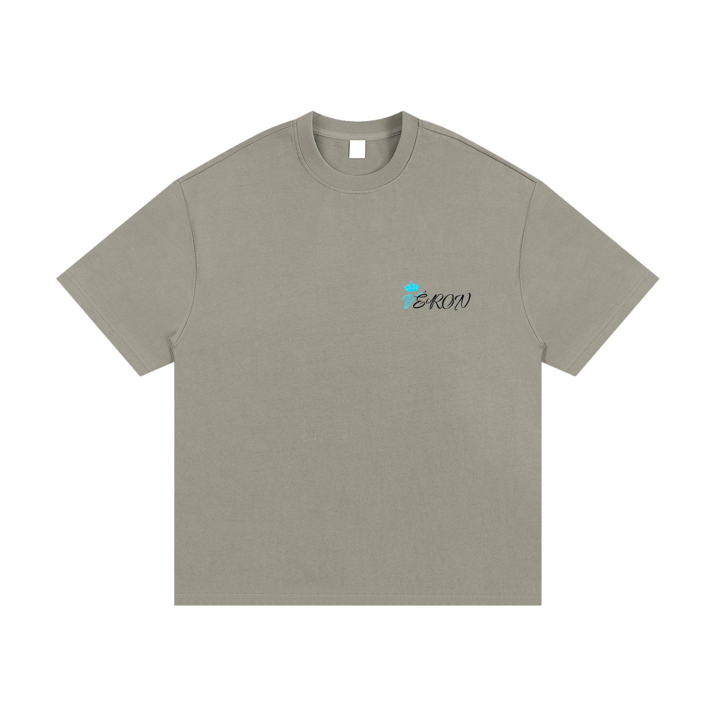 Streetwear model wearing VÉRON Berkeley t-shirt with relaxed fit and minimalist design.