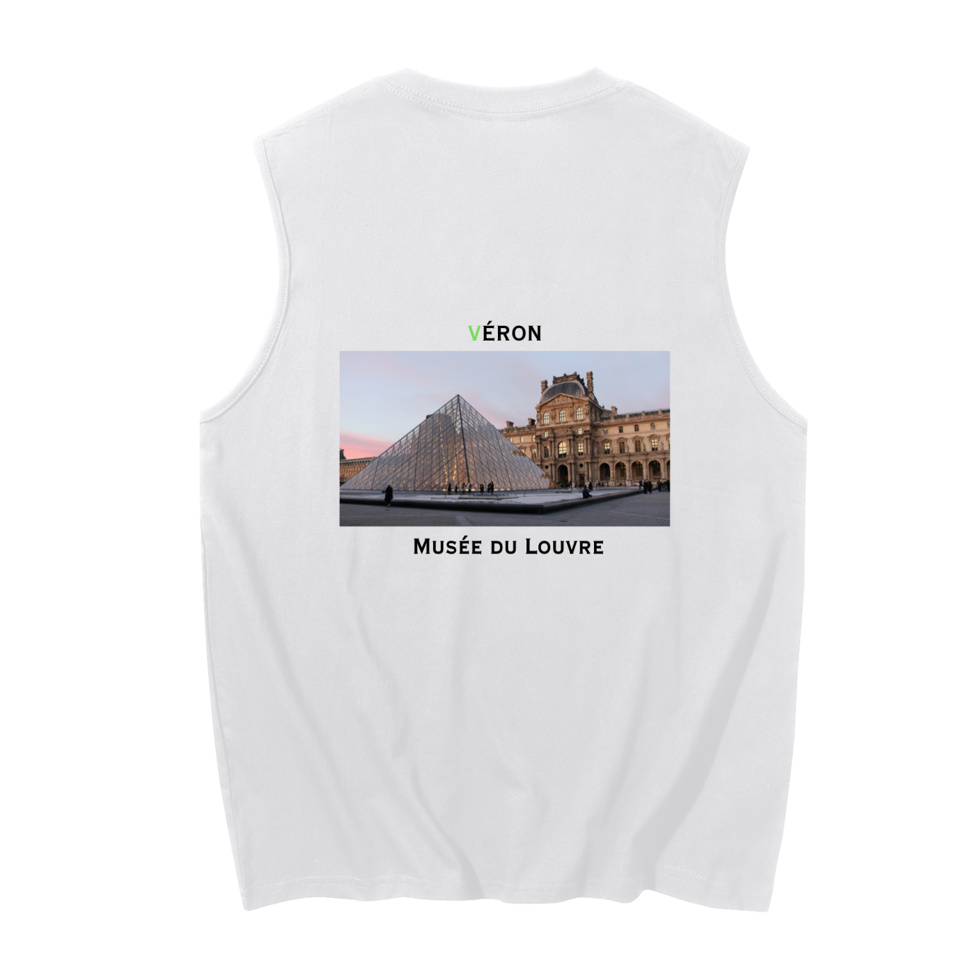 Model wearing VÉRON Musée du Louvre tank top in streetwear style 2