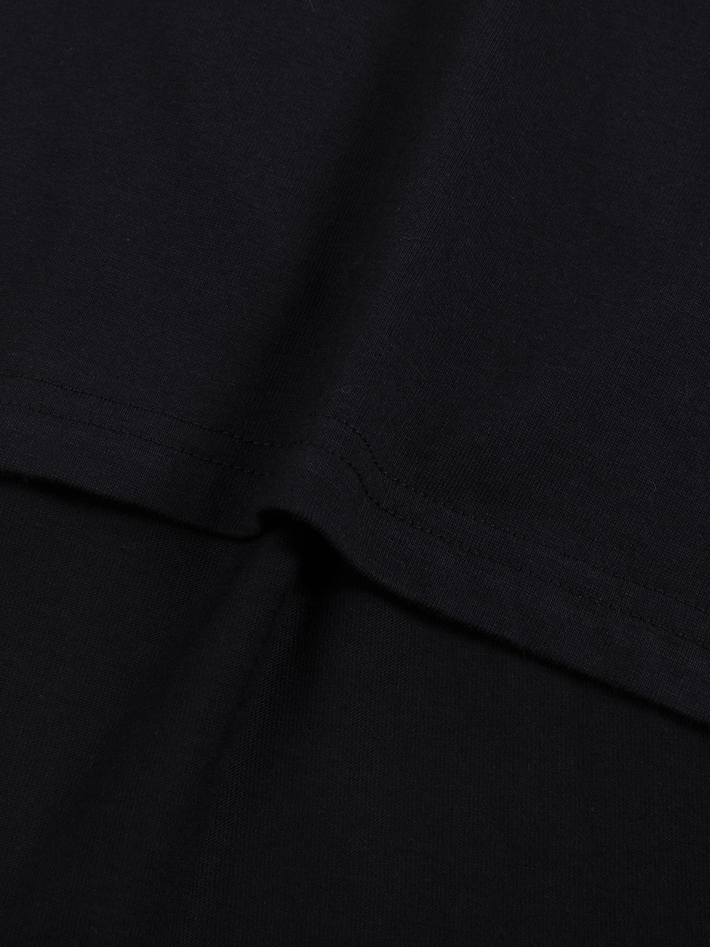 Detail of soft cotton fabric on VÉRON Paris 7th long sleeve 2.
