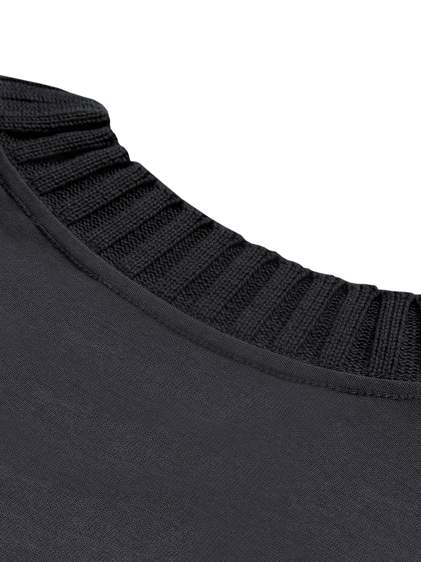 Close-up of knitted texture on Rue Royale premium unisex shirt 2.