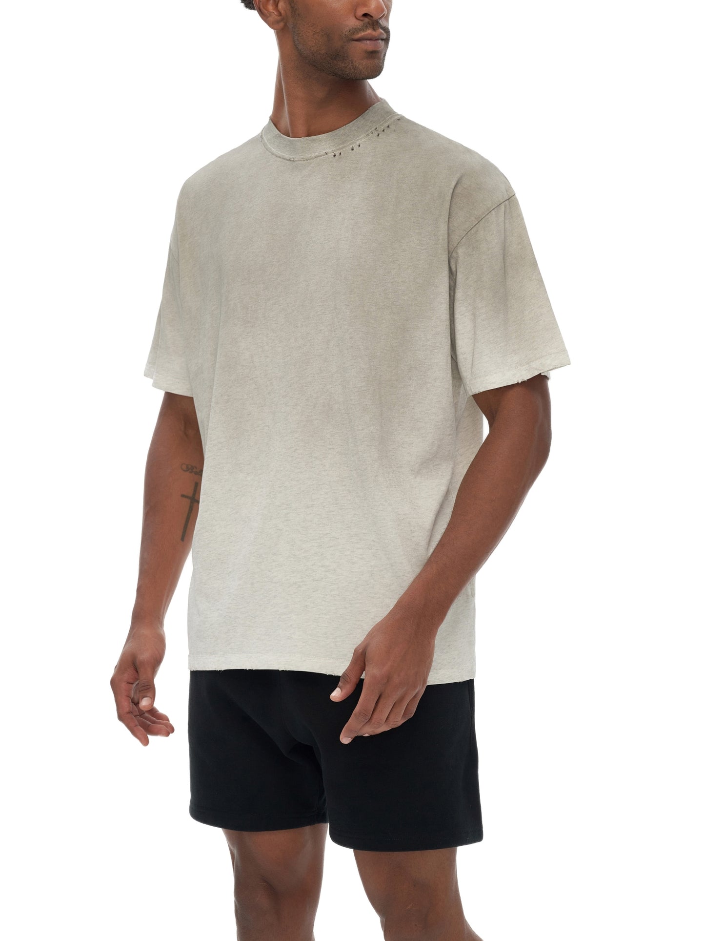 Model styling VÉRON Jouffroy vintage streetwear T-shirt 1