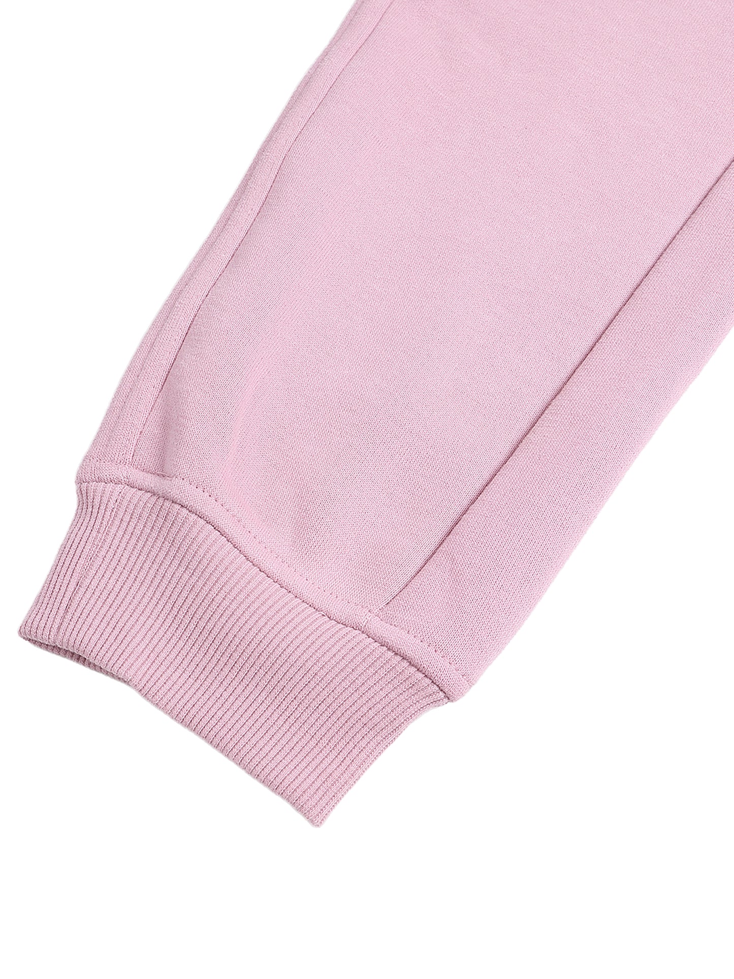 Close-up of breathable soft fabric on VÉRON Medeline joggers 1