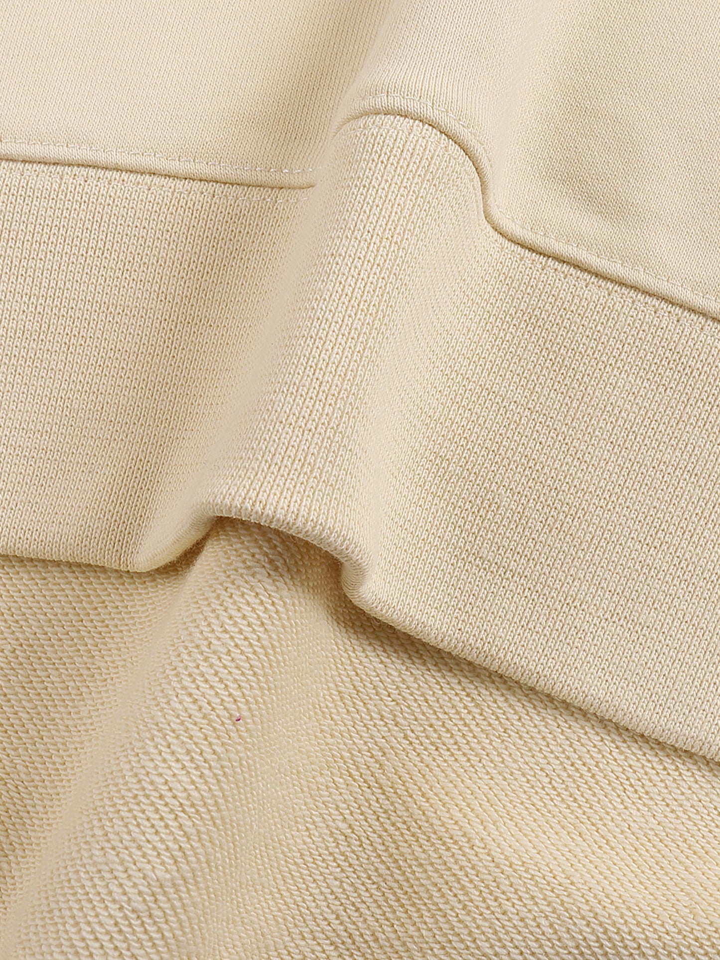 VÉRON Notre-Dame sweater showcasing heritage design.