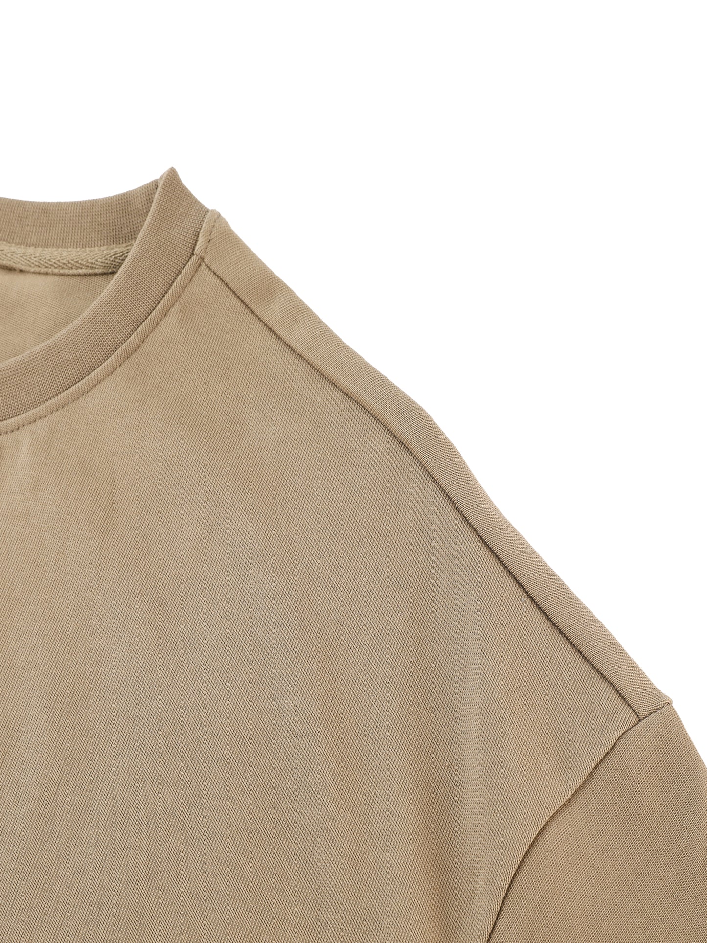 ultra premium VÉRON t-shirt with minimal branding 3.