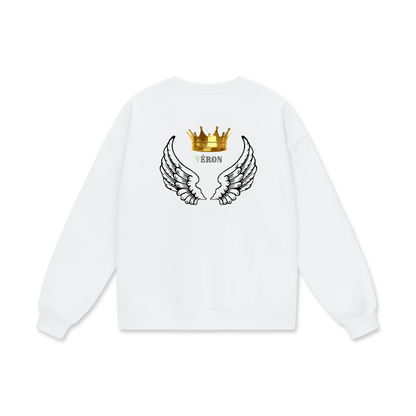 Model styling VÉRON oversized sweater in urban streetwear look 8