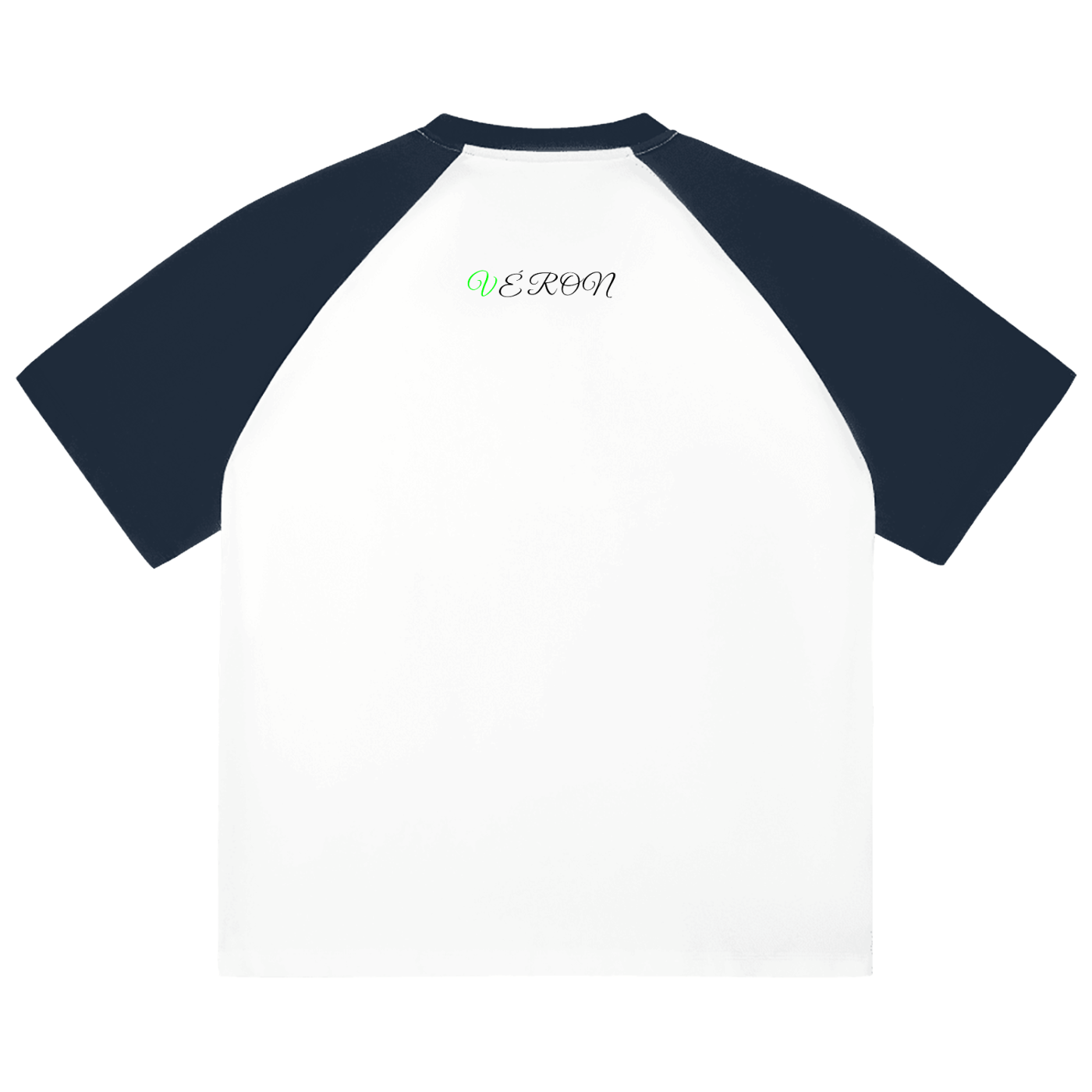 Gender-neutral fashion t-shirt for men and women by VÉRON 2.

