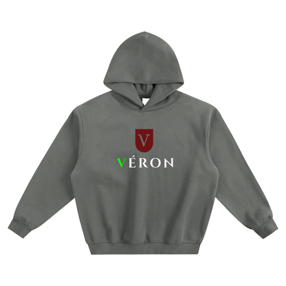 VÉRON Ultra Premium Hoodie showcasing fit and comfort. 