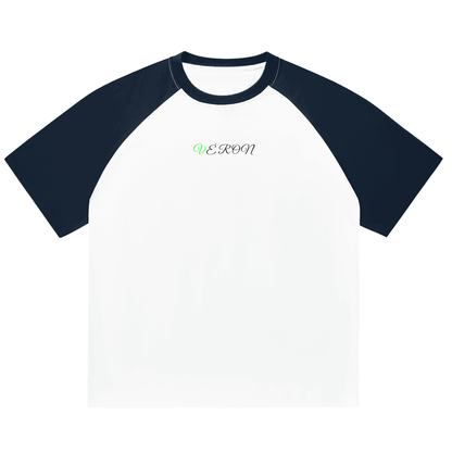 Gender-neutral fashion t-shirt for men and women by VÉRON.

