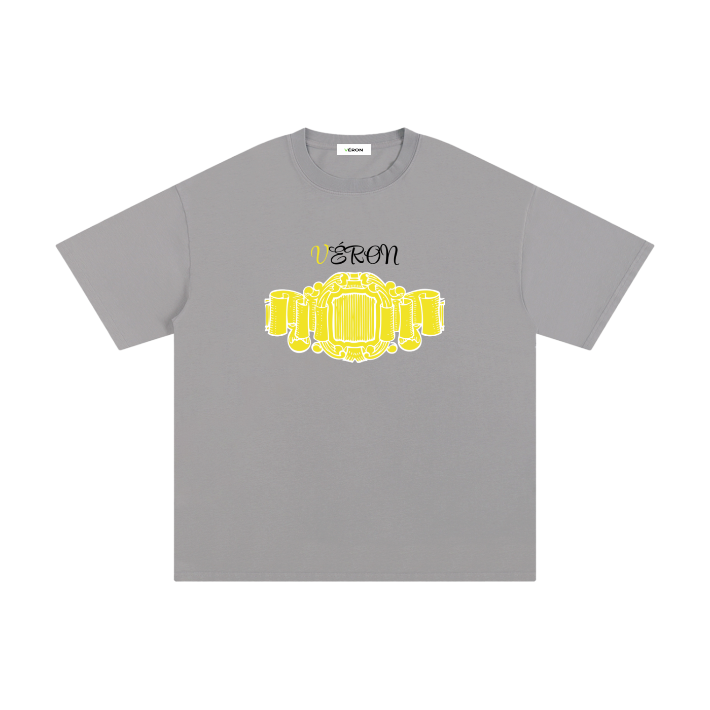 Elegant gold detail on VÉRON t-shirt 6