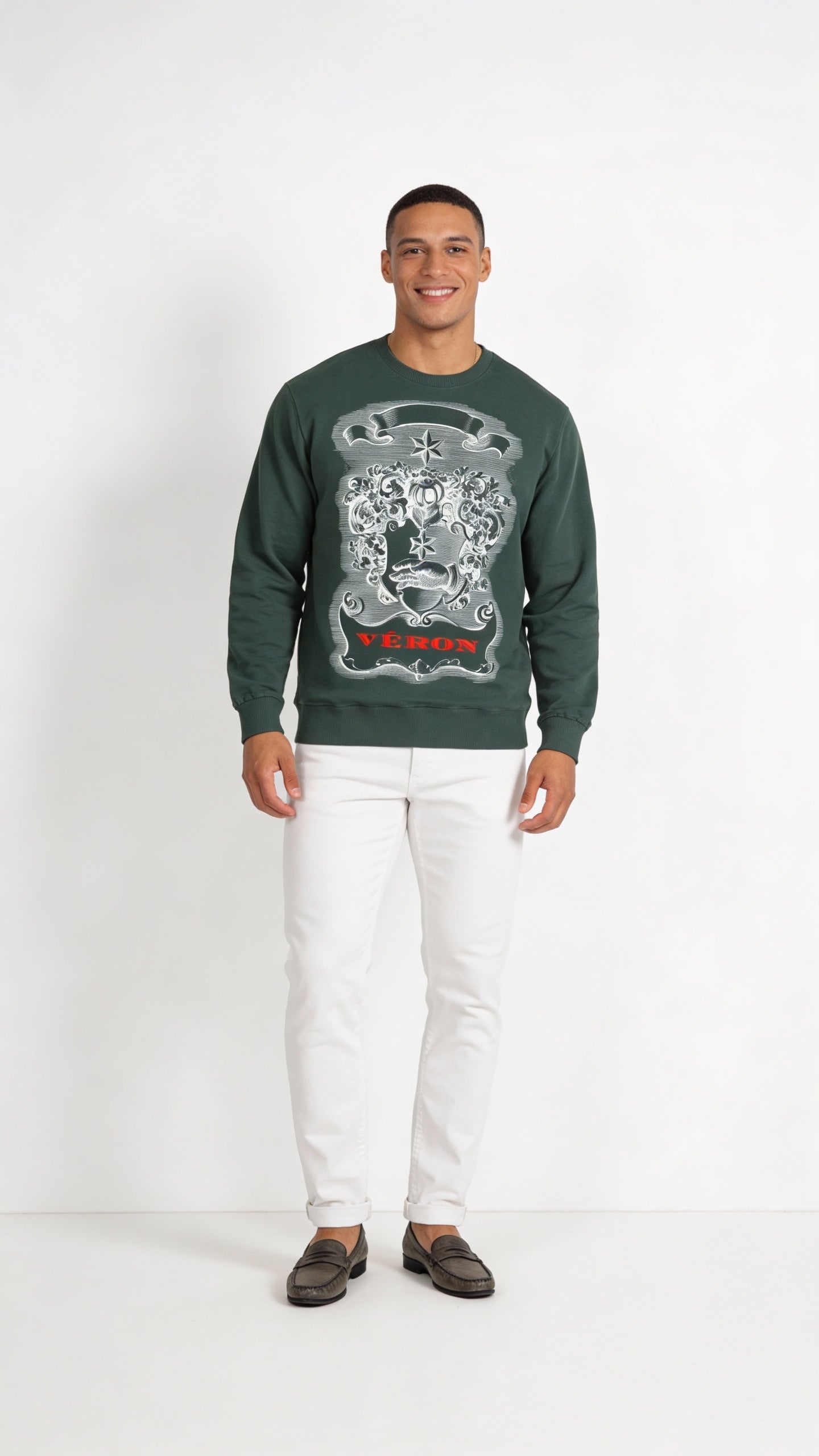 Premium unisex sweatshirt for men and women by VÉRON 5