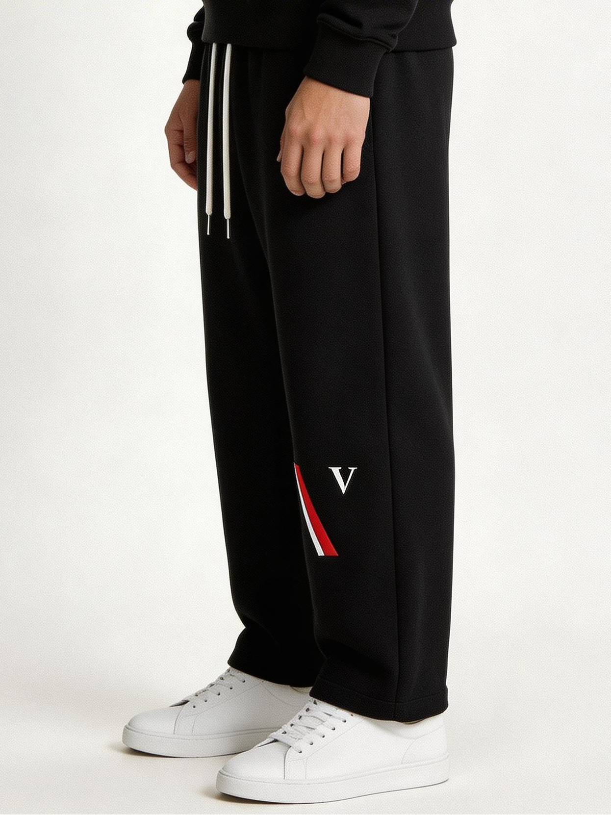 luxury oversized sweatpants streetwear outfit VÉRON 4 