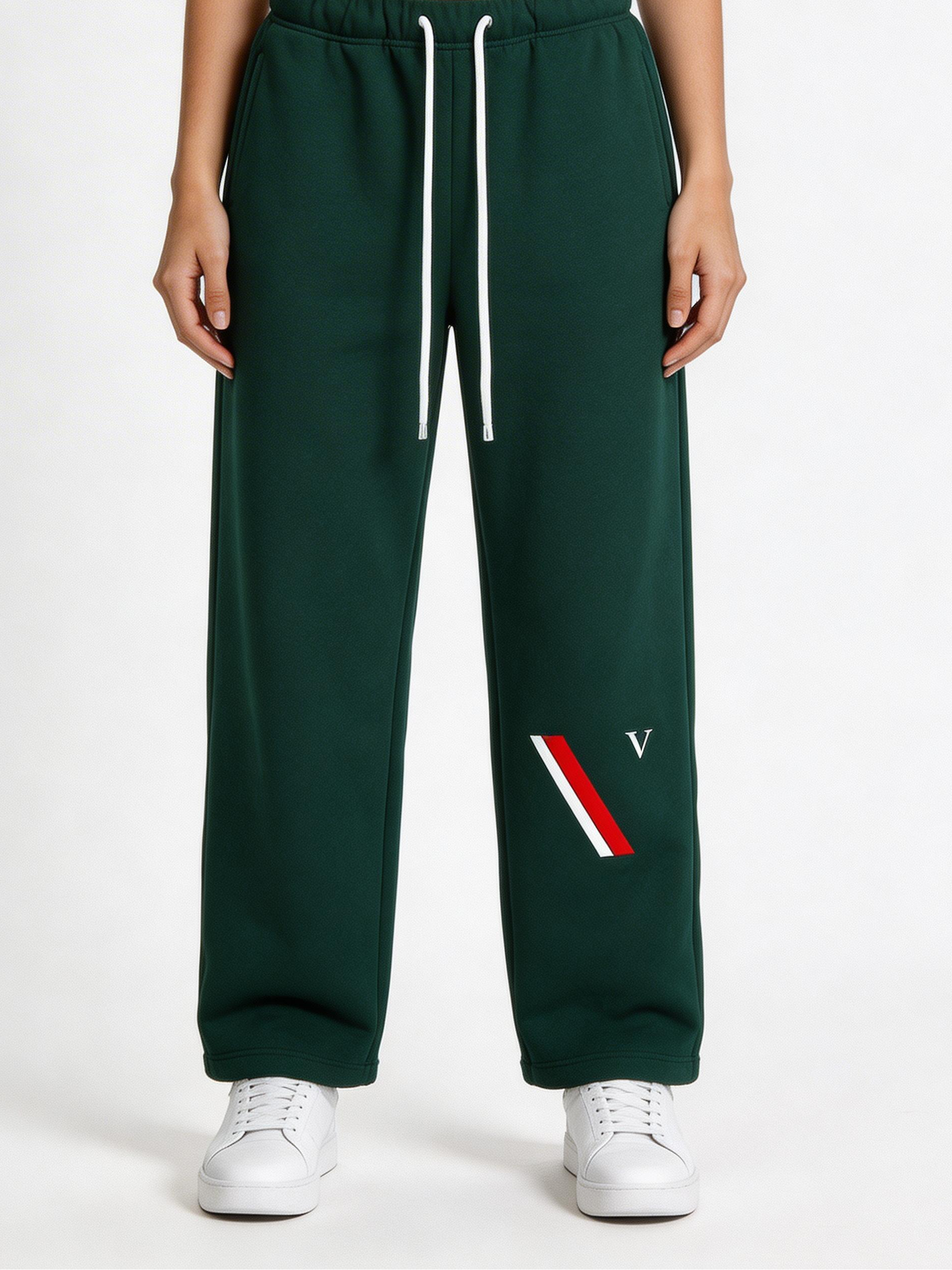 luxury oversized sweatpants streetwear outfit VÉRON brand 2