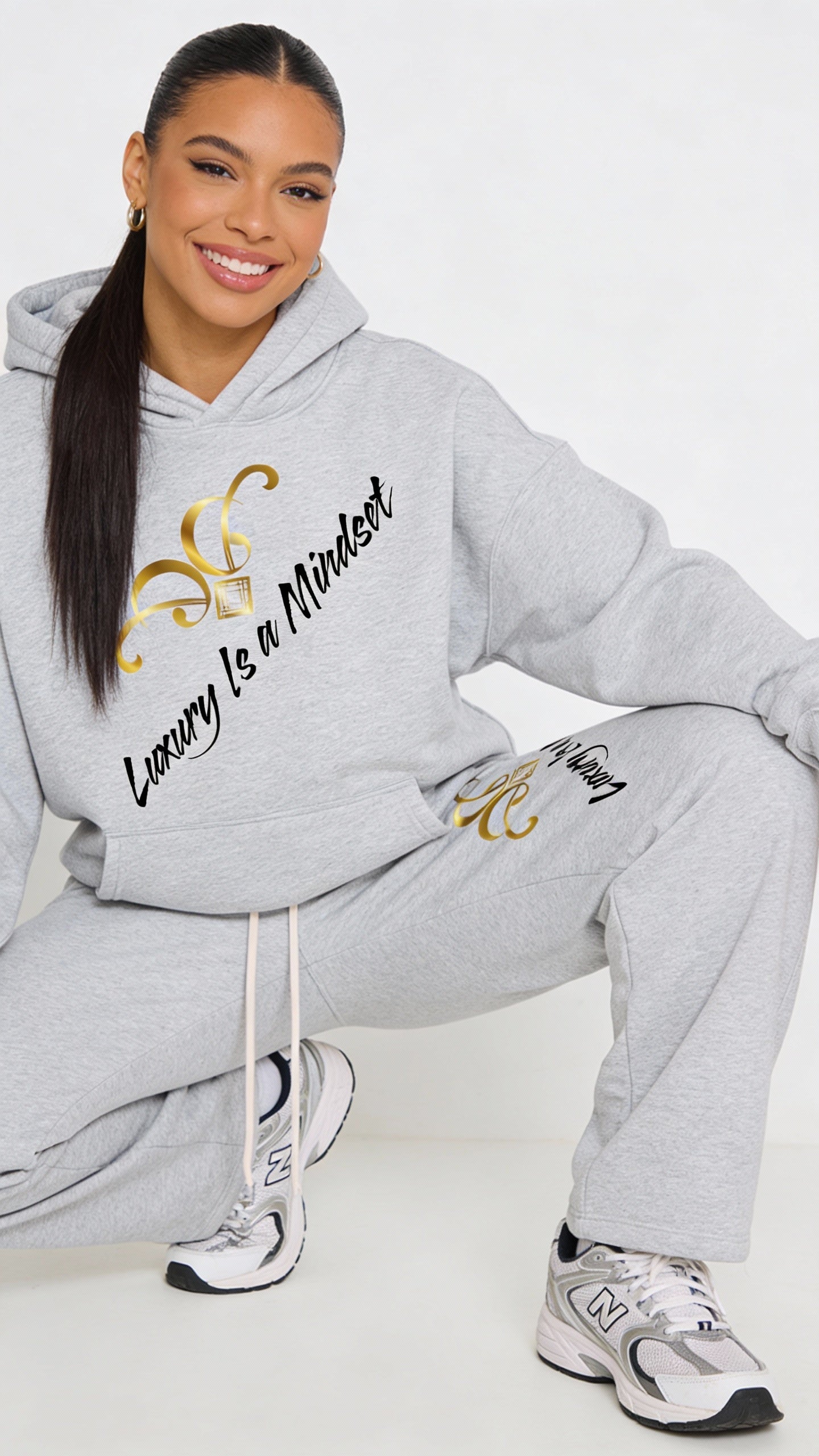 Luxury oversized hoodie for men and women by VÉRON 3