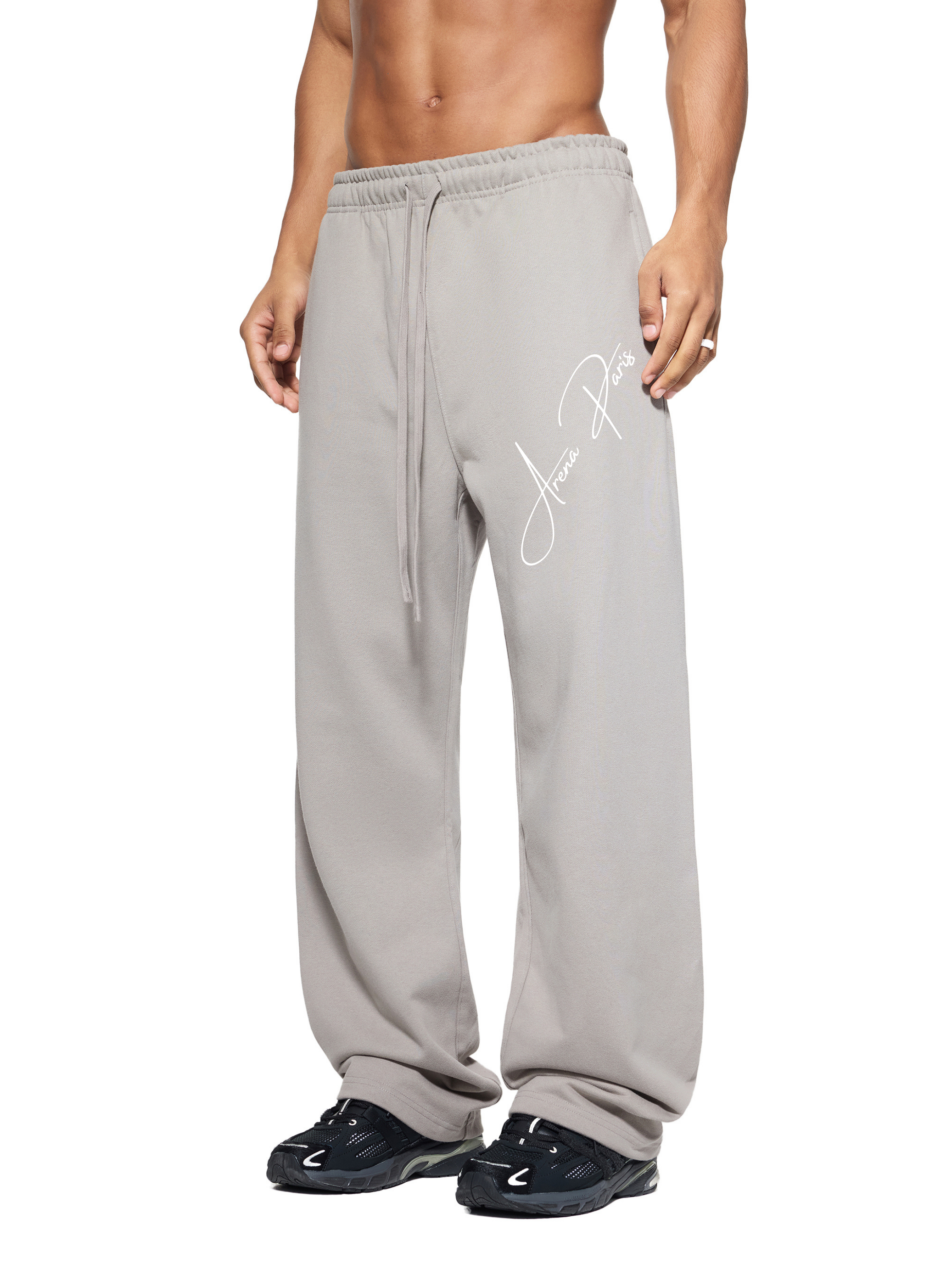 Elegant embroidered VÉRON Arena Paris logo 1