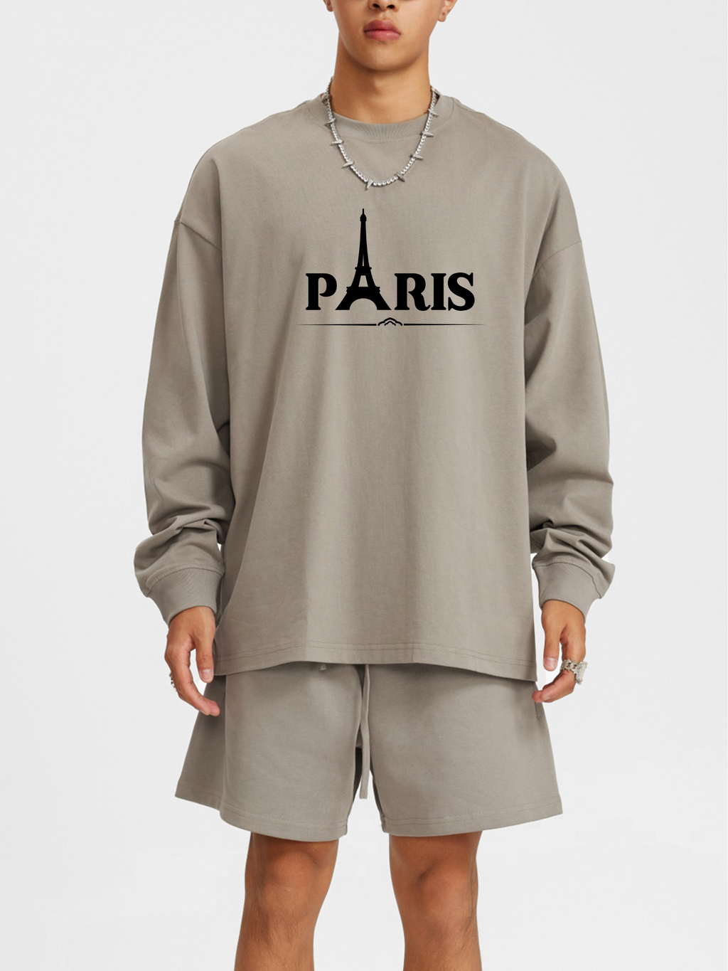 Confident streetwear look in VÉRON PARIS shirt 1