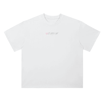 VÉRON La Roquette T-Shirt side view showcasing modern fit.


