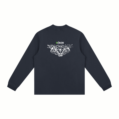 Model styling VÉRON Quai d’Orsay long sleeve with streetwear look 6