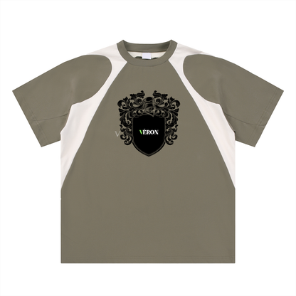 Model wearing VÉRON Le Monarque premium tee 3