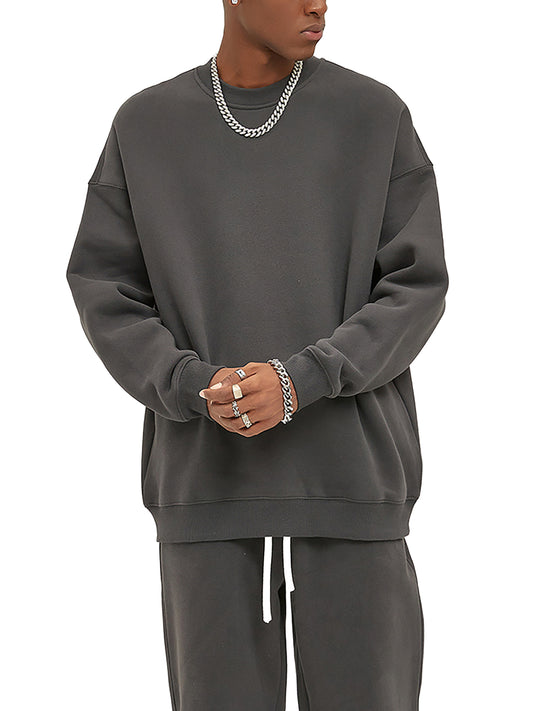 Model wearing VÉRON Musée du Louvre luxury streetwear sweater 1