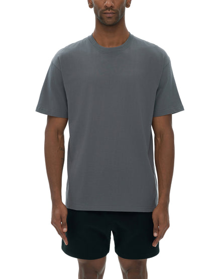 Male model styling VÉRON Portes de Lumière premium T-shirt 3