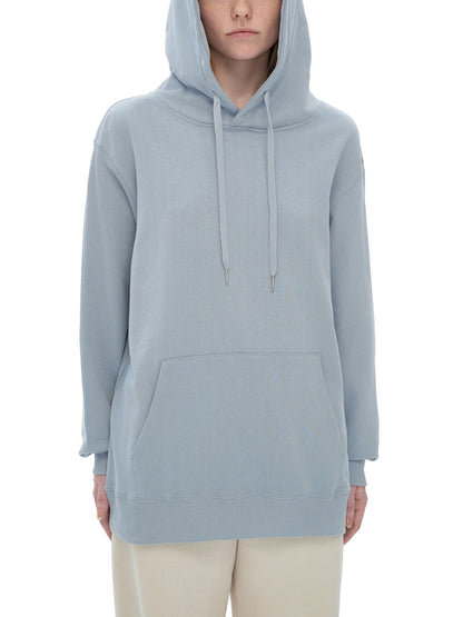 Lifestyle shot of VÉRON Quartz hoodie with minimalist streetwear vibe 4
