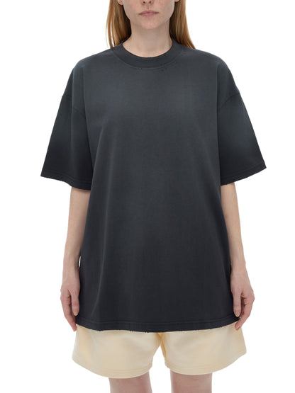 Model styling VÉRON Jouffroy vintage streetwear T-shirt  4