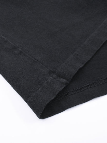 Close-up of fabric quality on VÉRON Cléophée luxury graphic tee 3
