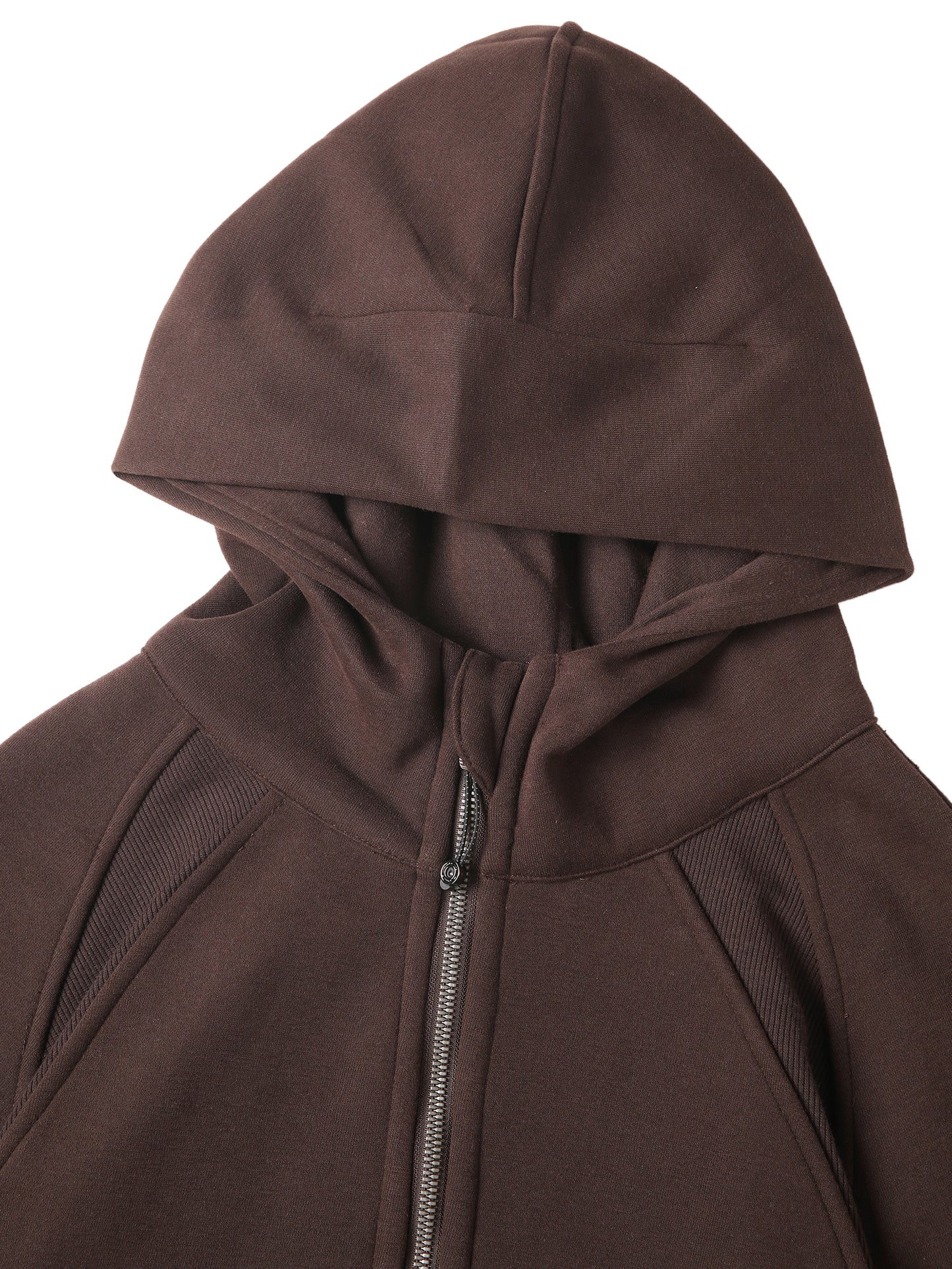 Moisture-wicking fabric detail on VÉRON Medeline activewear hoodie.


