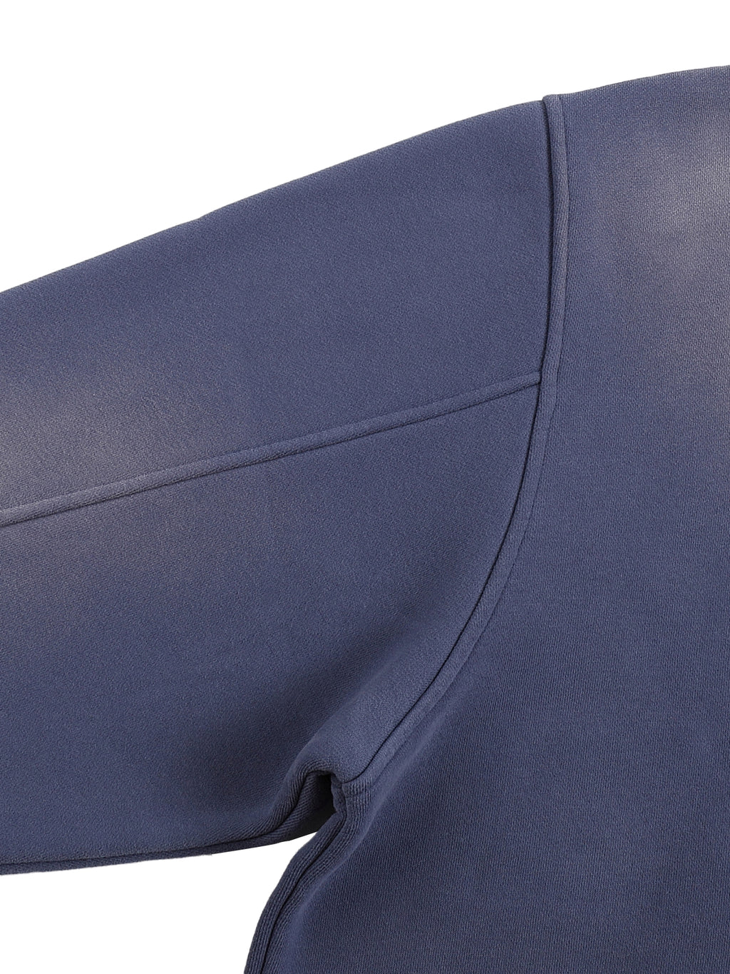 Close-up of heavyweight cotton fabric on VÉRON sweatshirt 1