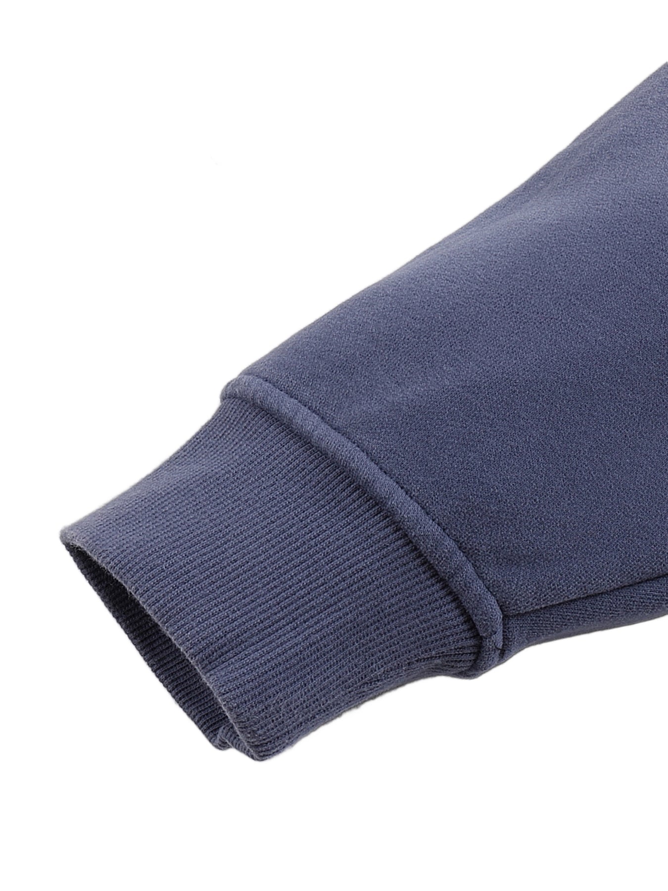 Close-up of heavyweight cotton fabric on VÉRON sweatshirt 2