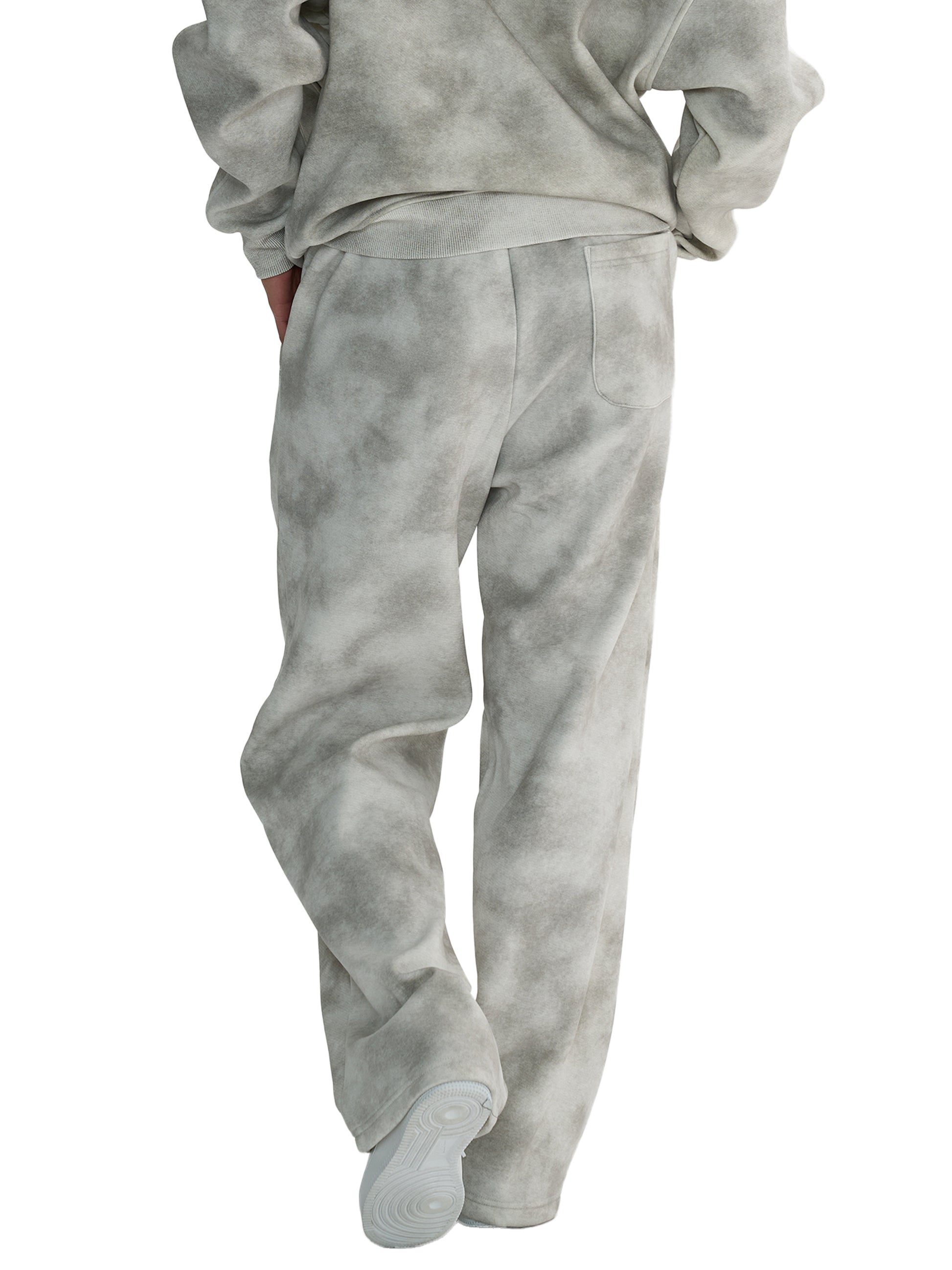Model wearing VÉRON ICI C’EST PARIS sweatpants streetwear fit 2