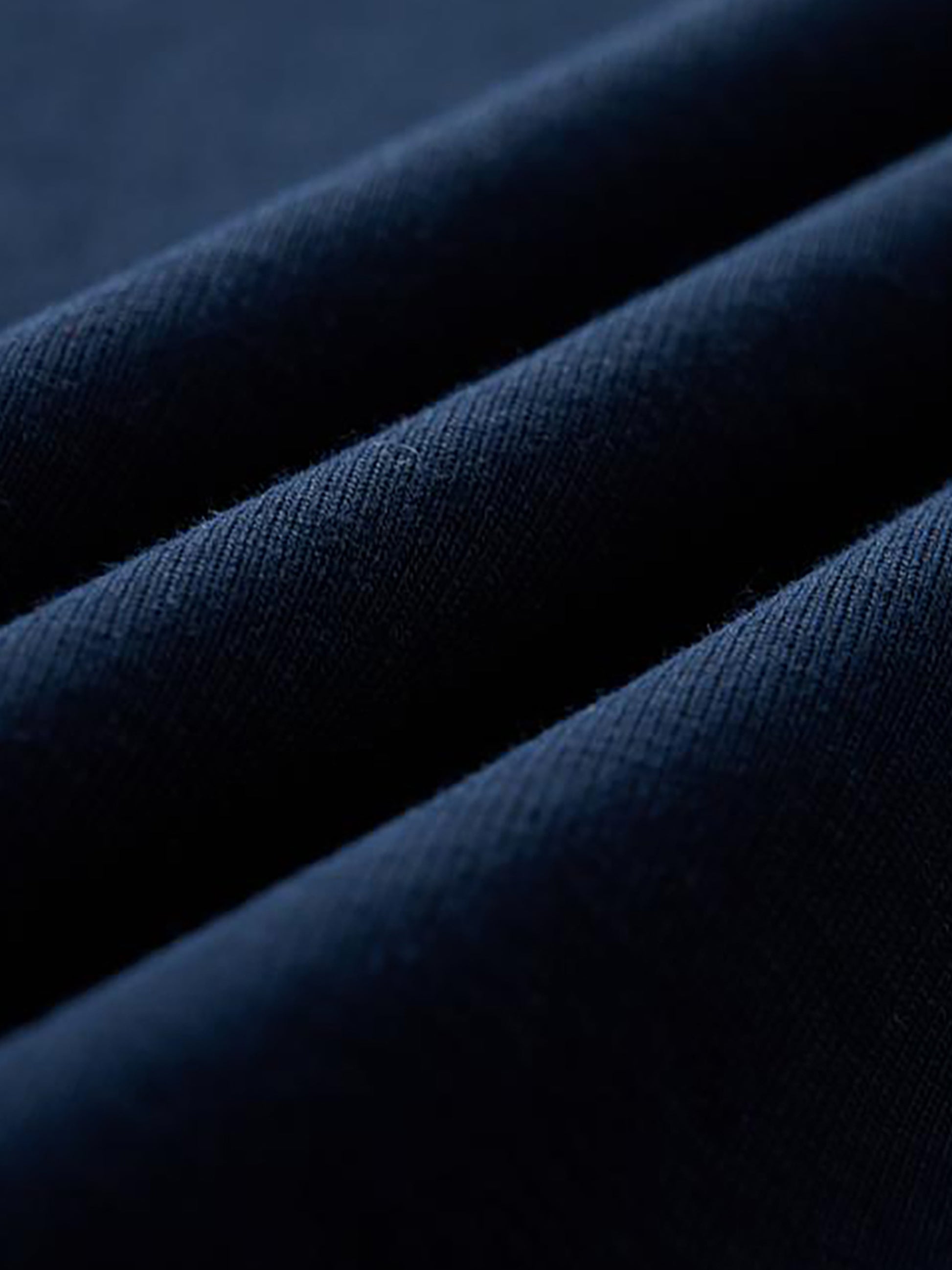 Minimalist premium streetwear tee by VÉRON in motion 3.

