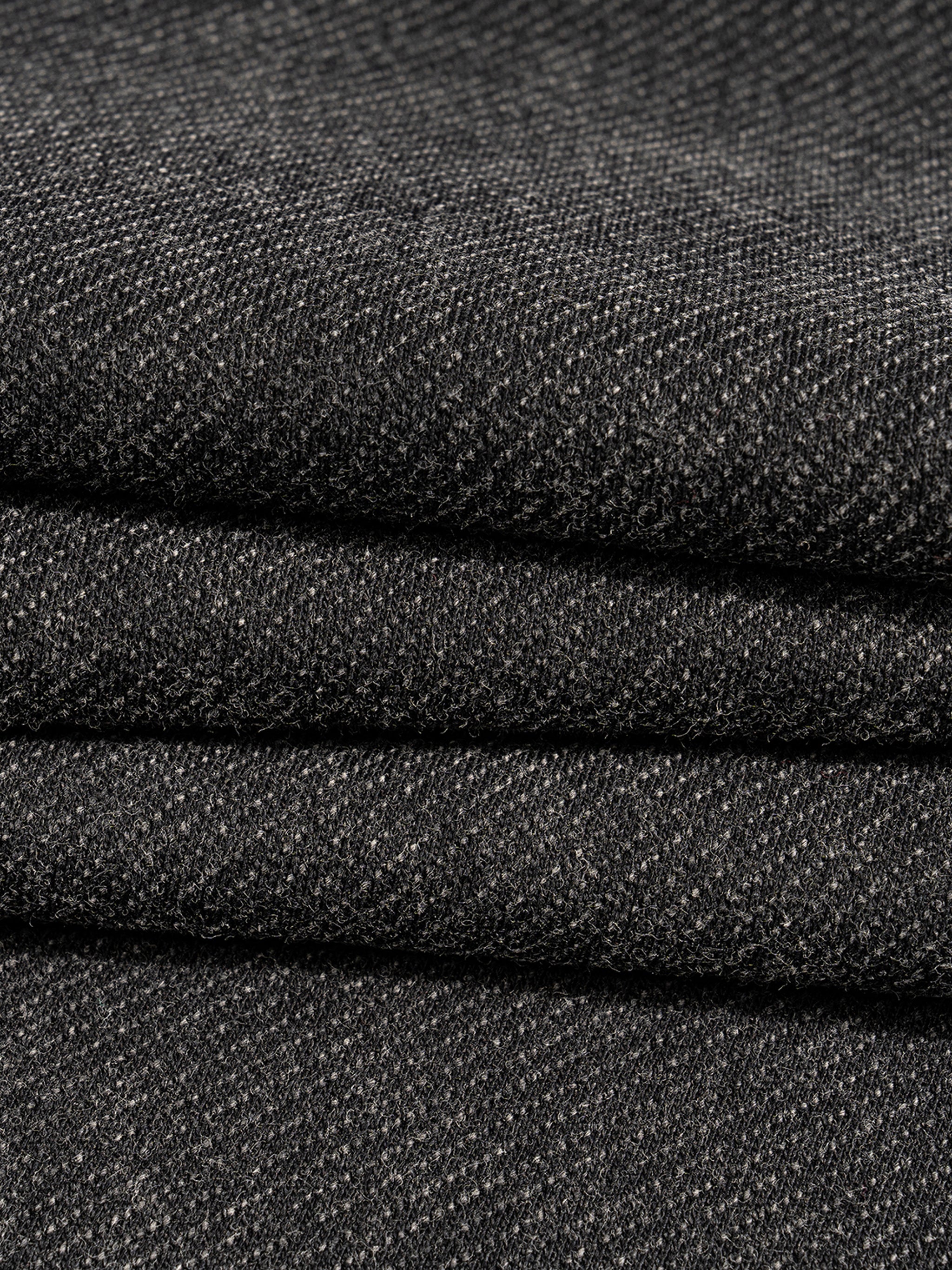 Model wearing VÉRON Allée du Cygne Noir unisex designer T-shirt 6