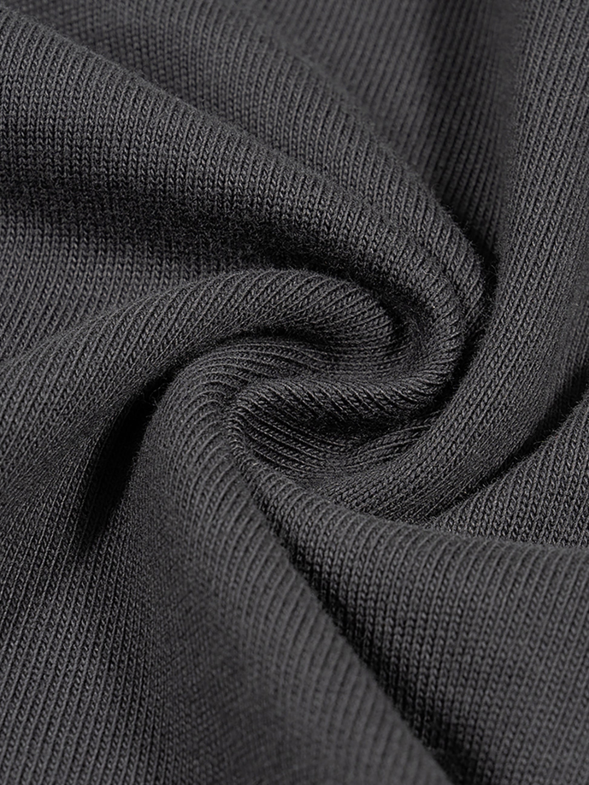 Parisian-inspired unisex tank top, premium cotton by VÉRON 5.

