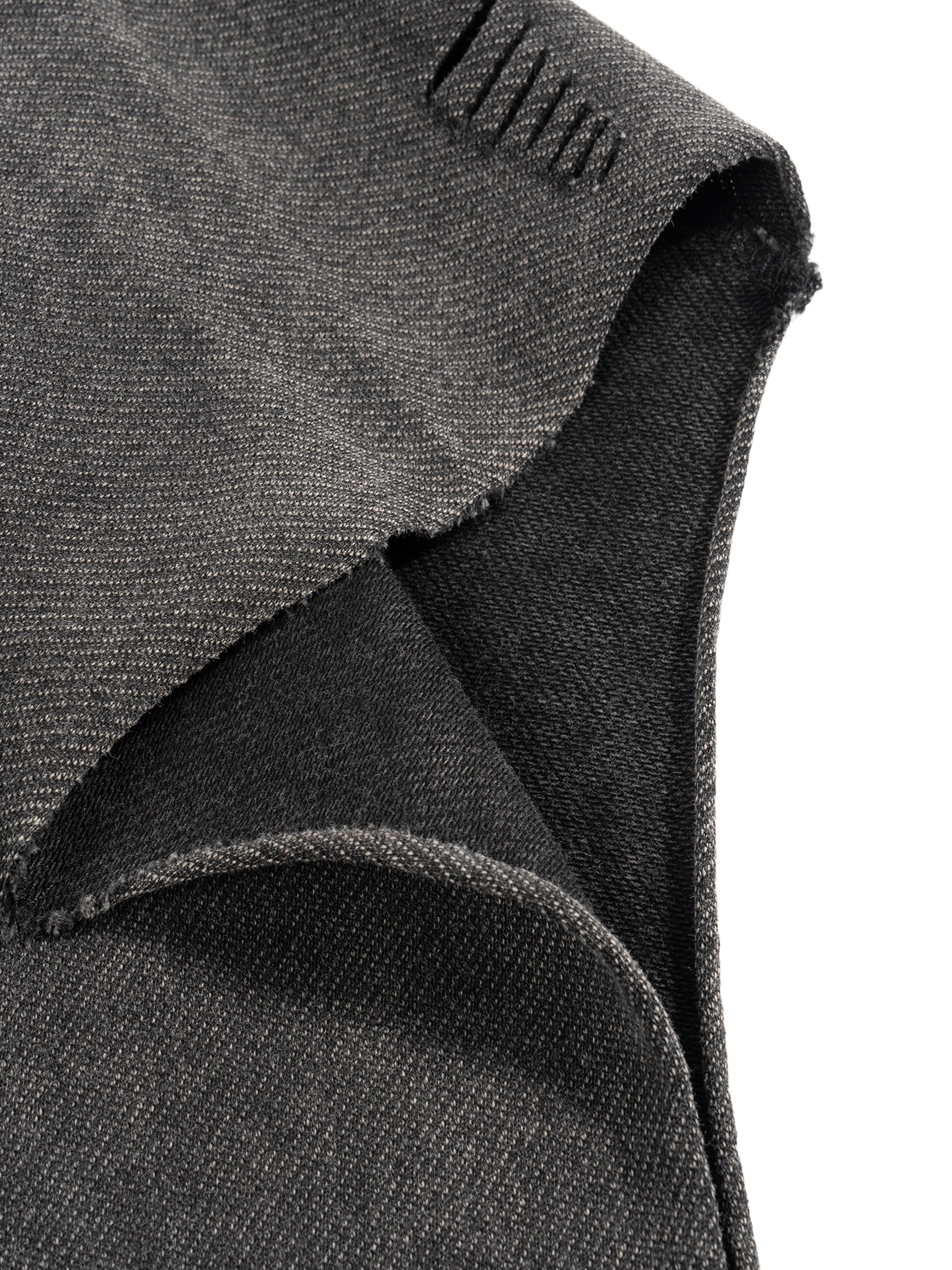 Streetwear sleeveless hoodie tank by VÉRON in premium cotton 2