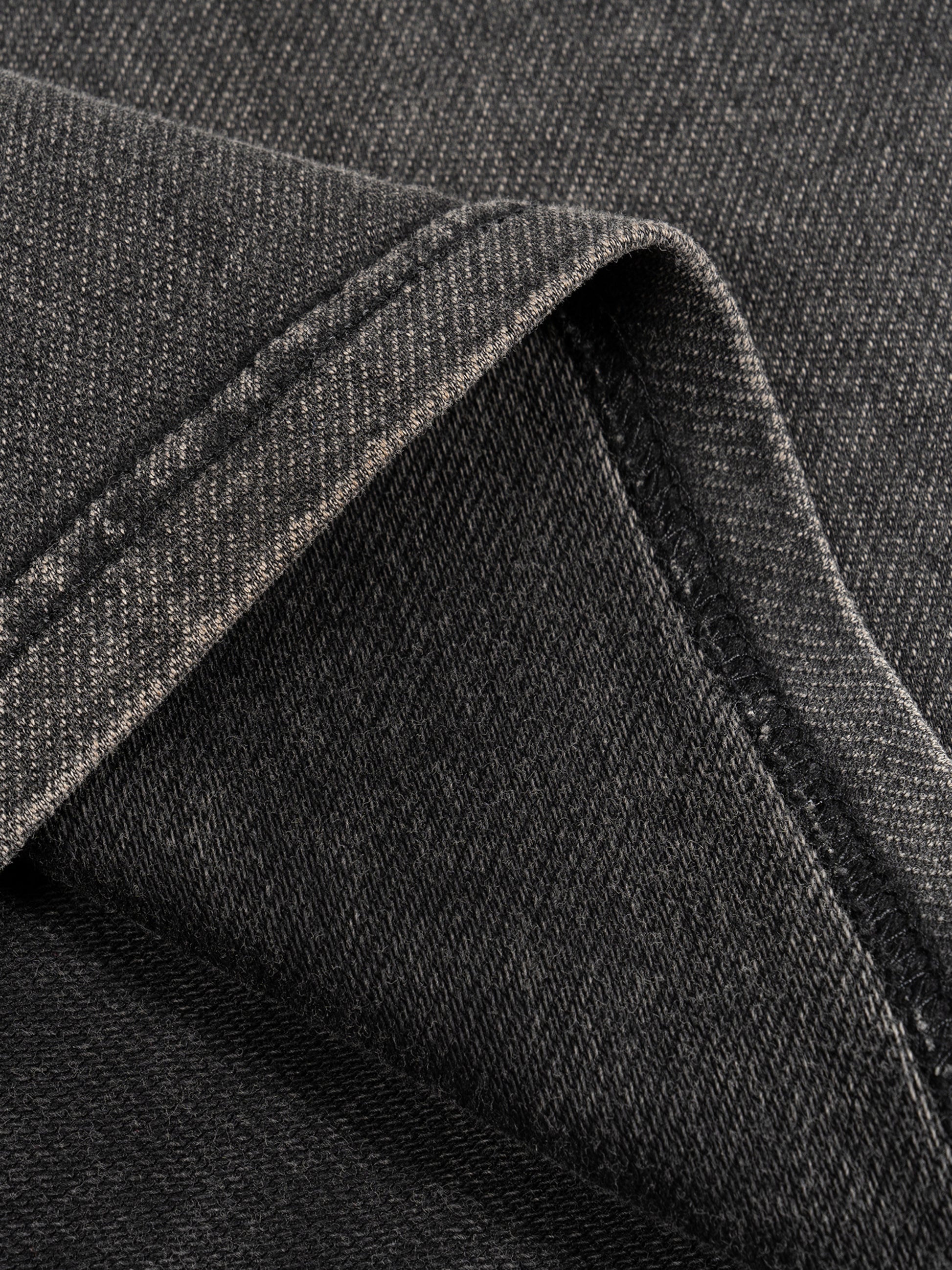 Streetwear sleeveless hoodie tank by VÉRON in premium cotton 4