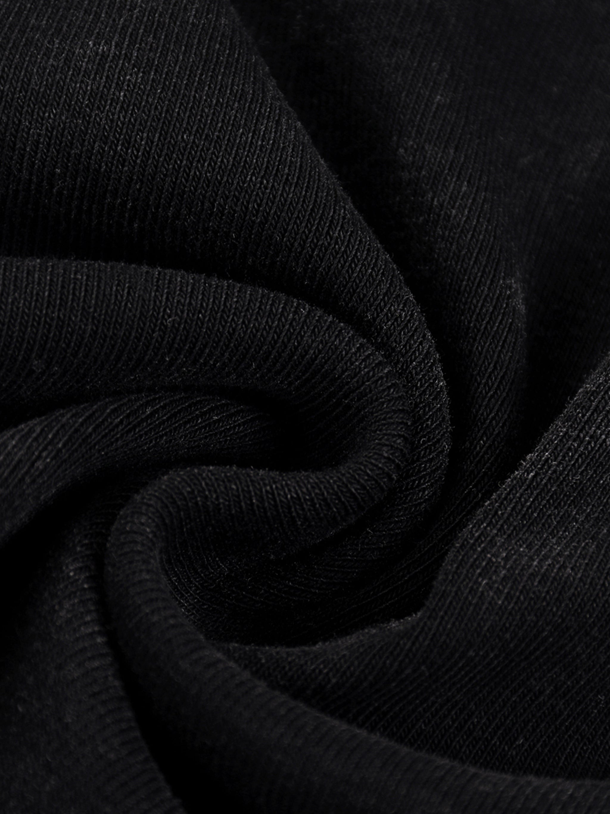 Close-up of vintage washed cotton fabric on VÉRON women’s tank 4