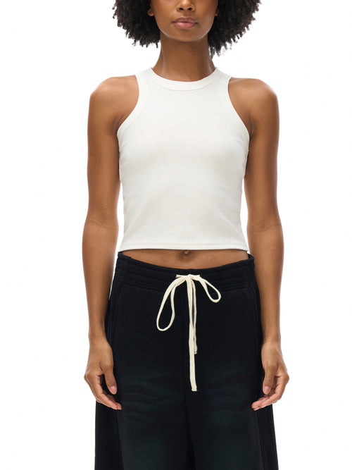 Model styling VÉRON Avenue de la Princesse tank top 2