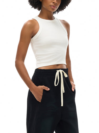 Model styling VÉRON Avenue de la Princesse tank top 4