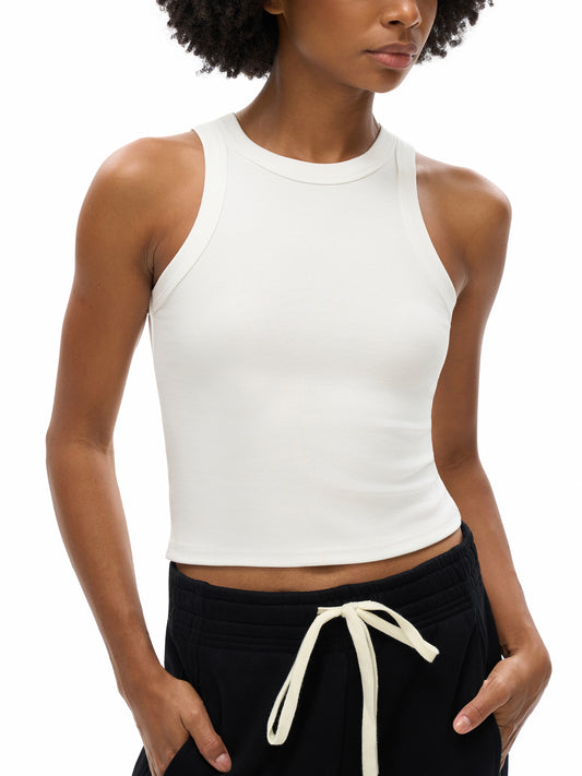 Model styling VÉRON Avenue de la Princesse tank top 1