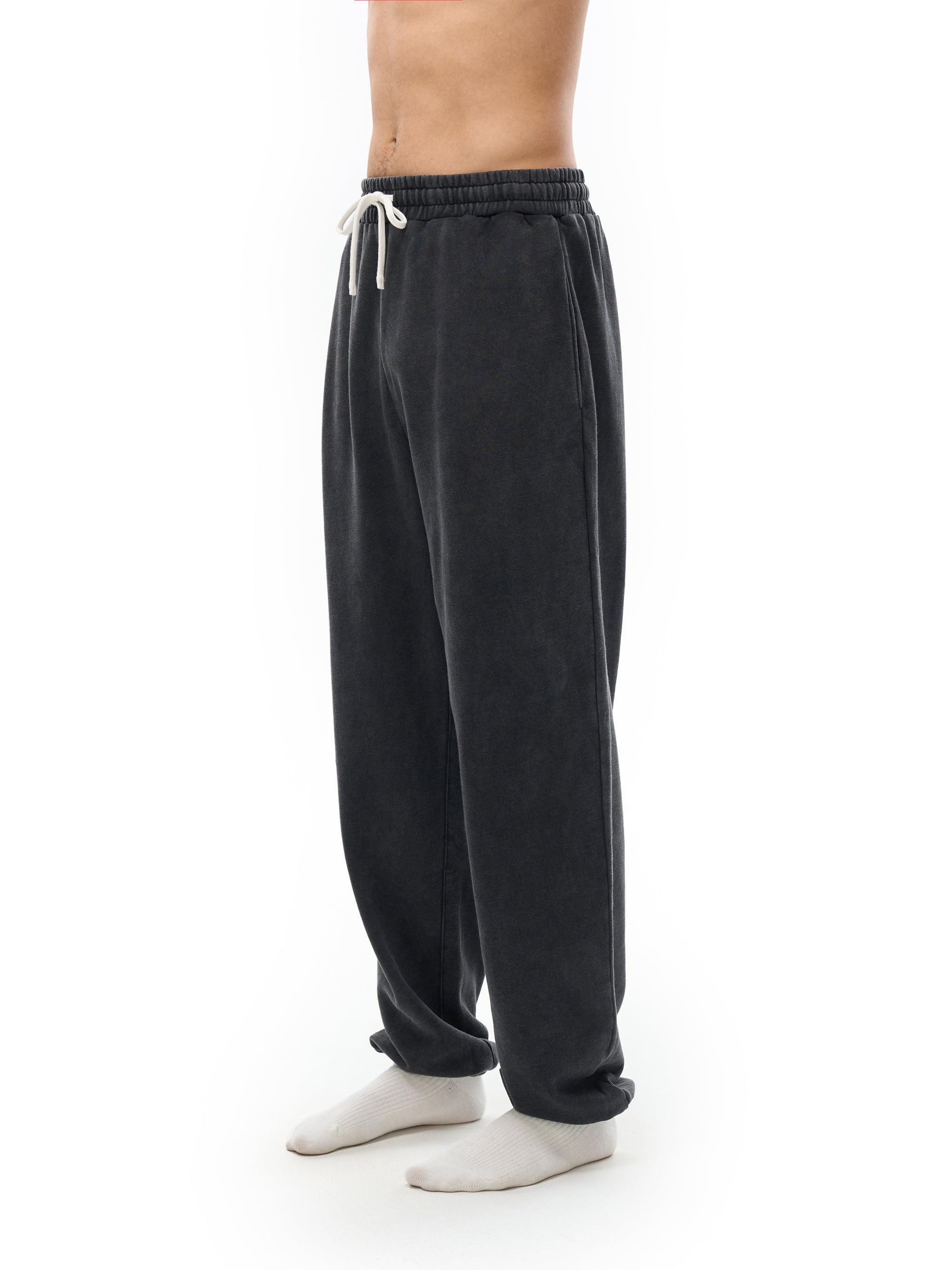 luxury unisex heavyweight joggers for men and women by veron 3