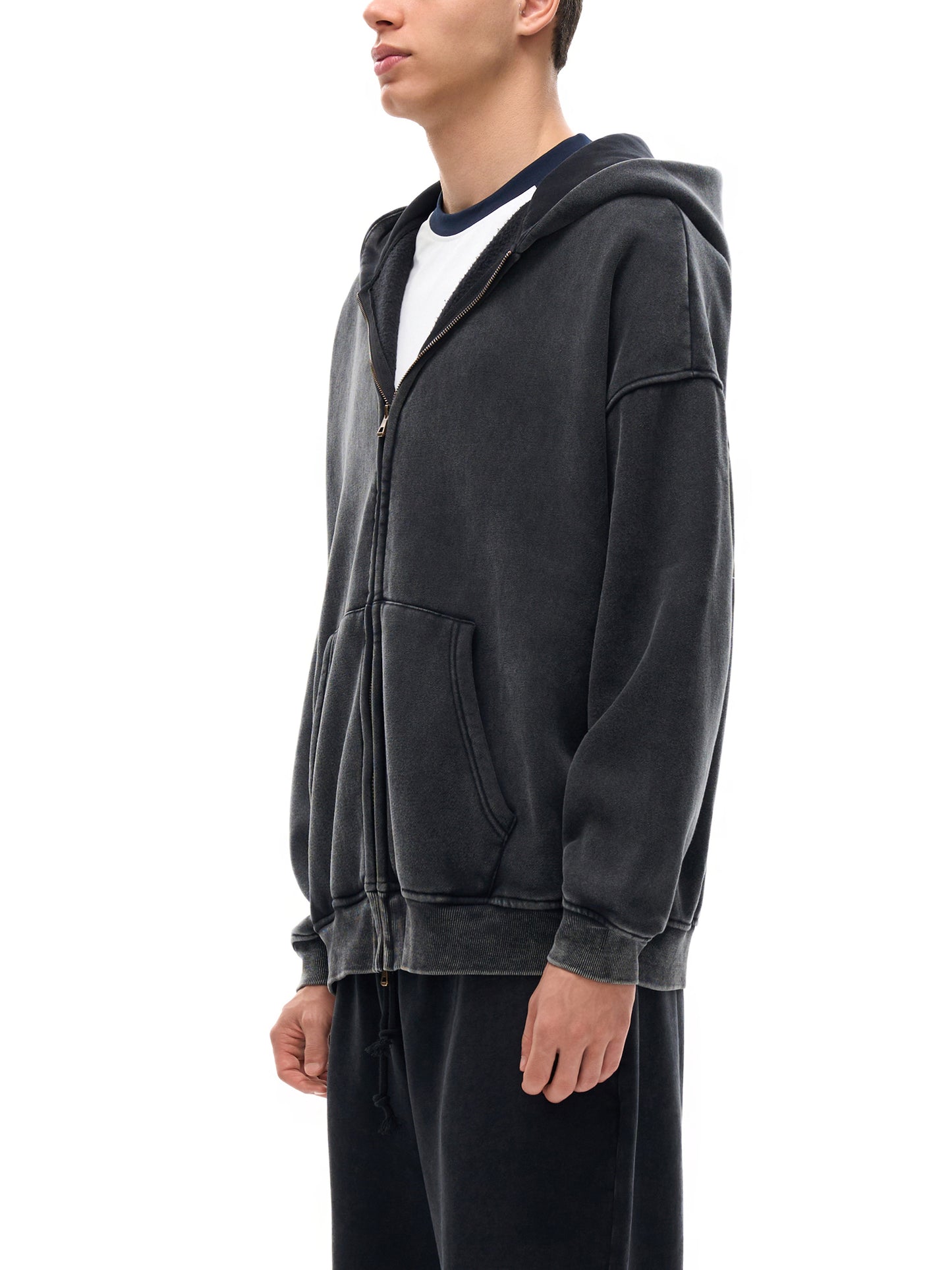 Premium heavyweight washed hoodie by VÉRON 7