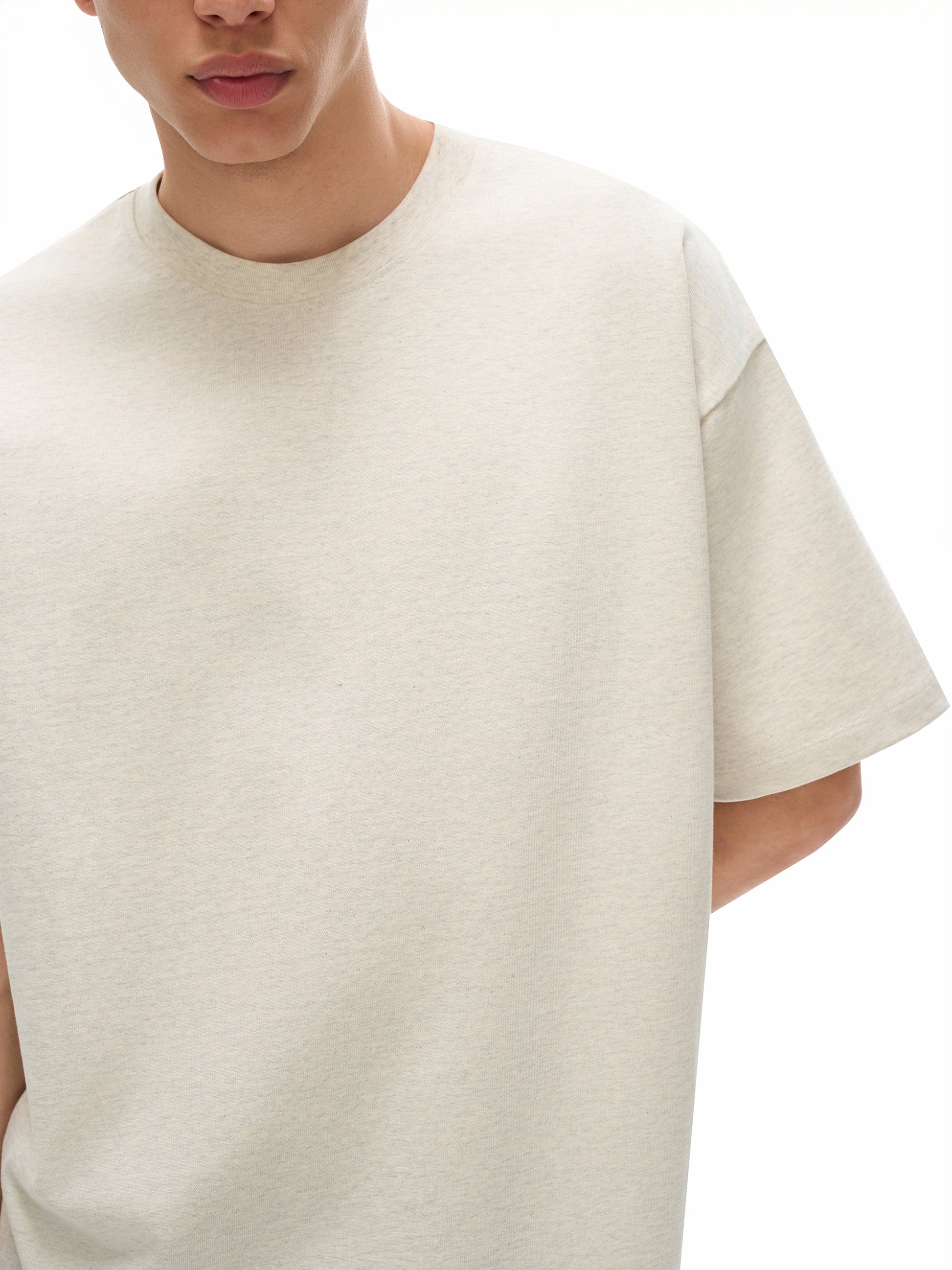 Paris-inspired premium streetwear tee by VÉRON heavyweight cotton 7