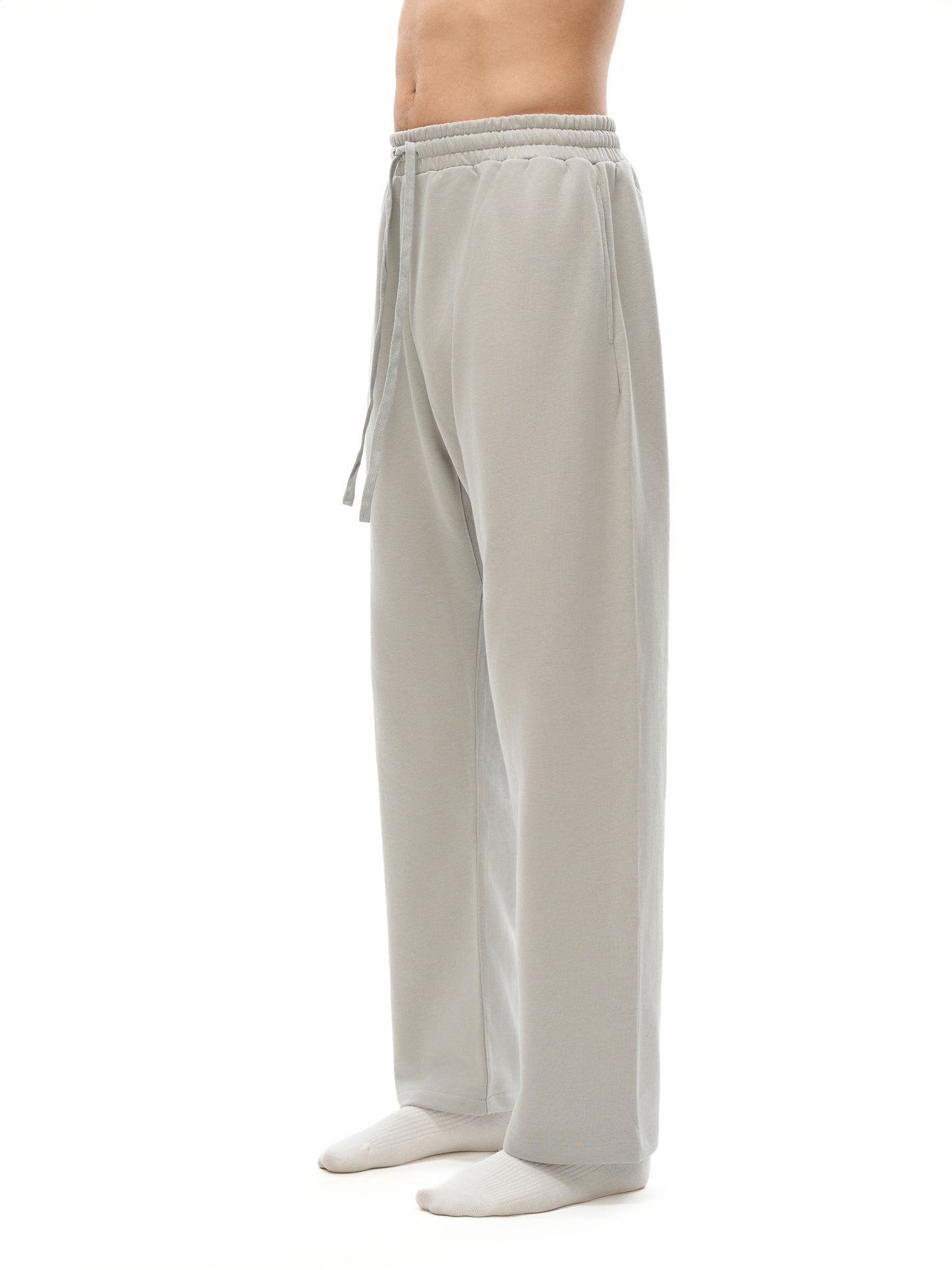 Premium heavyweight cotton sweatpants by VÉRON 3