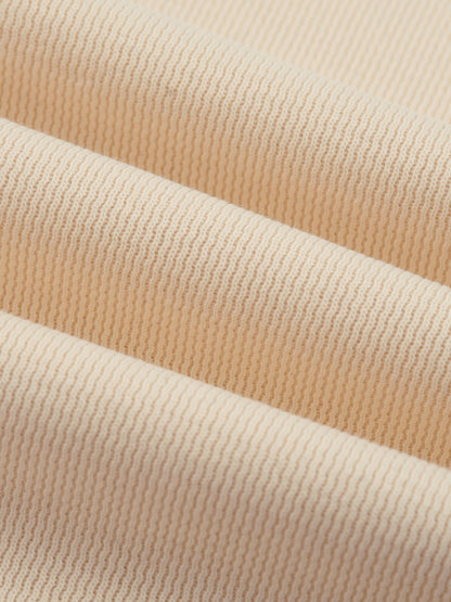 Modern fit Saint-Germain polo with sleek minimal design 3.

