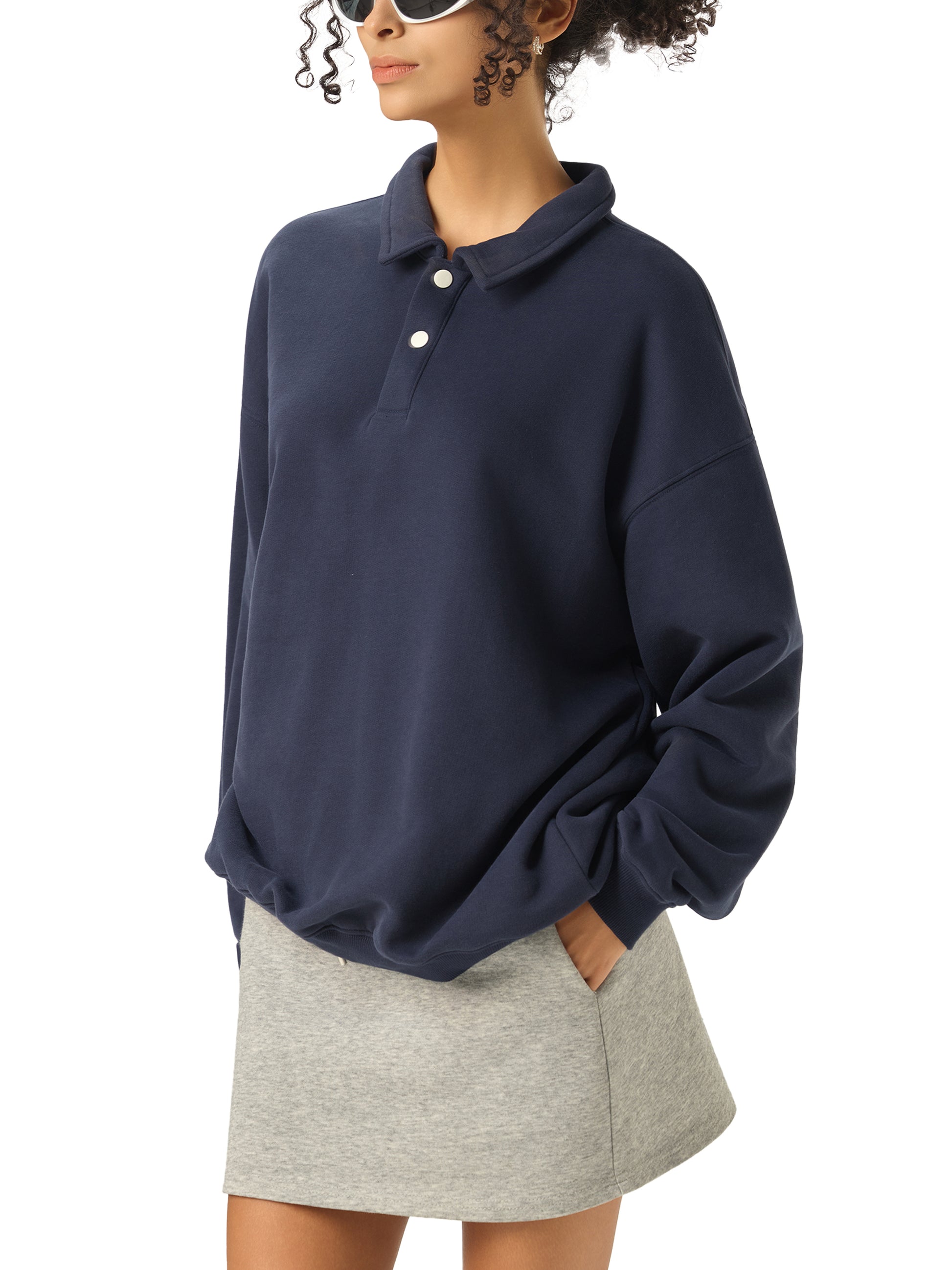 Unisex model styling VÉRON Avenue du Charme polo streetwear top 5