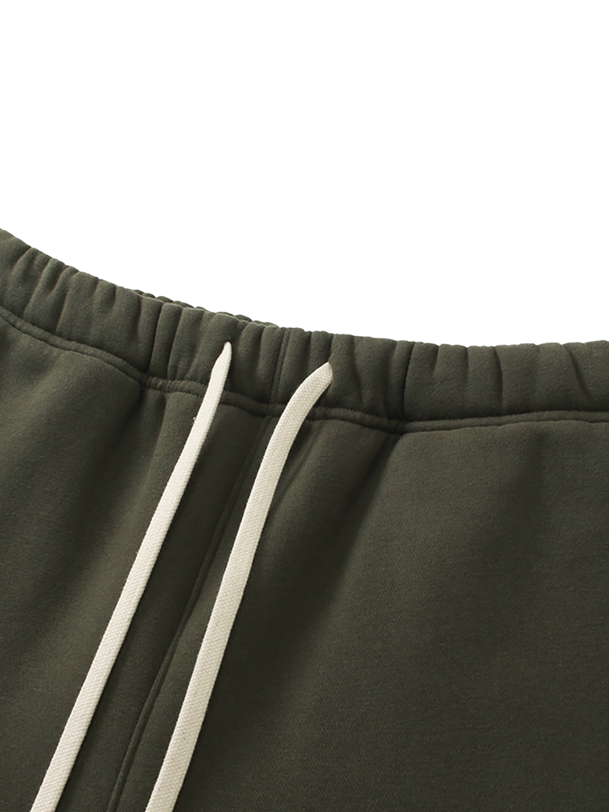 Close-up of premium cotton fabric on VÉRON Le PADRE joggers