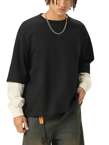 Model styling VÉRON Denfert-Rochereau unisex streetwear shirt  4