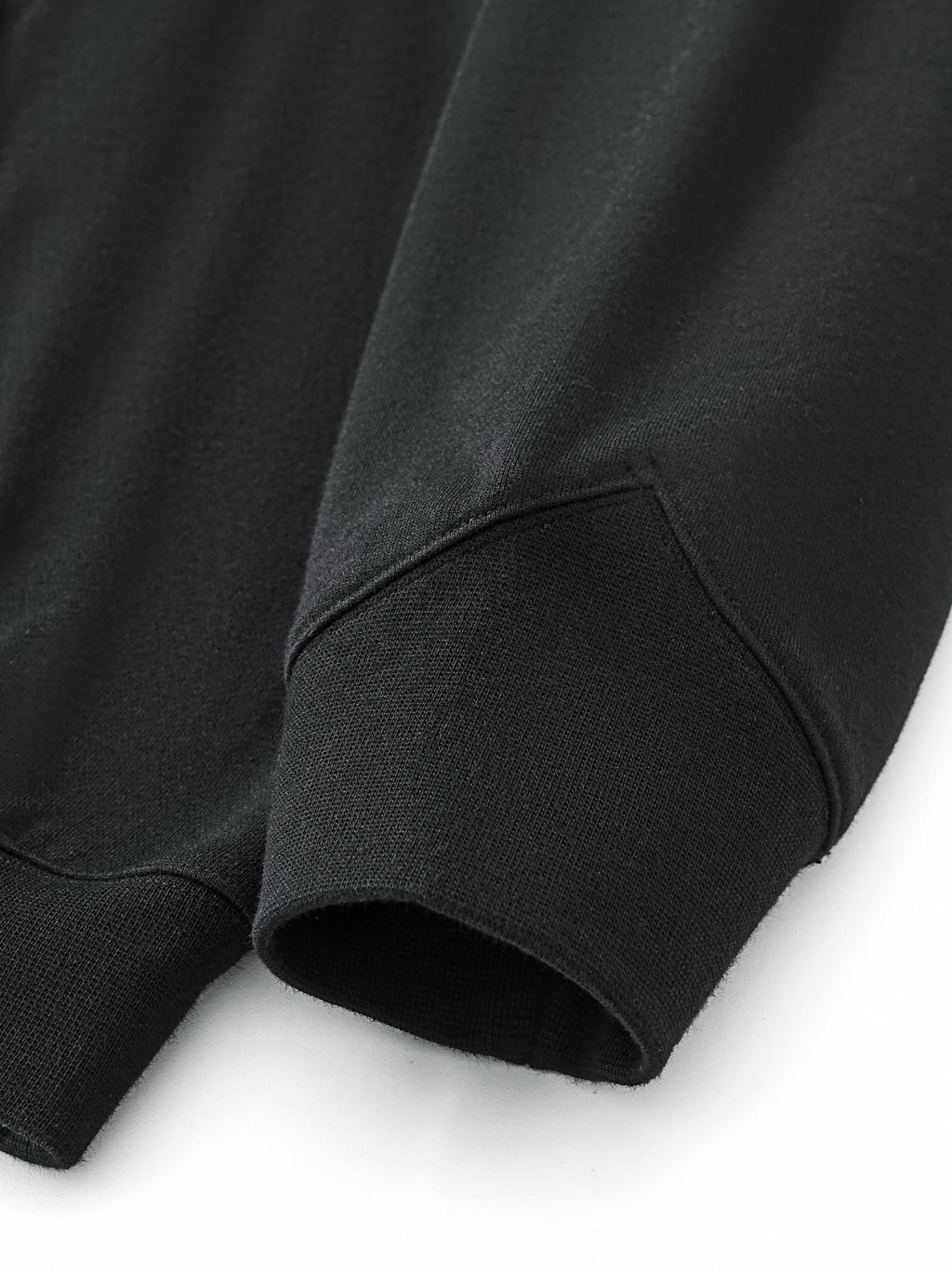 Close-up of heavyweight cotton fabric – VÉRON hoodie quality texture 5