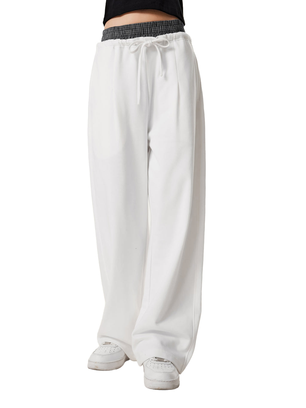“Luxury oversized sweatpants for men and women by VÉRON” 1